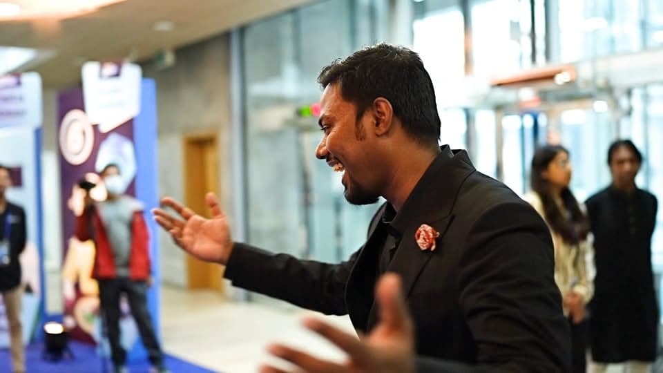 এই ভ্লগটা দেখার পর মালদ্বীপ যাবেন আপনিও! 
